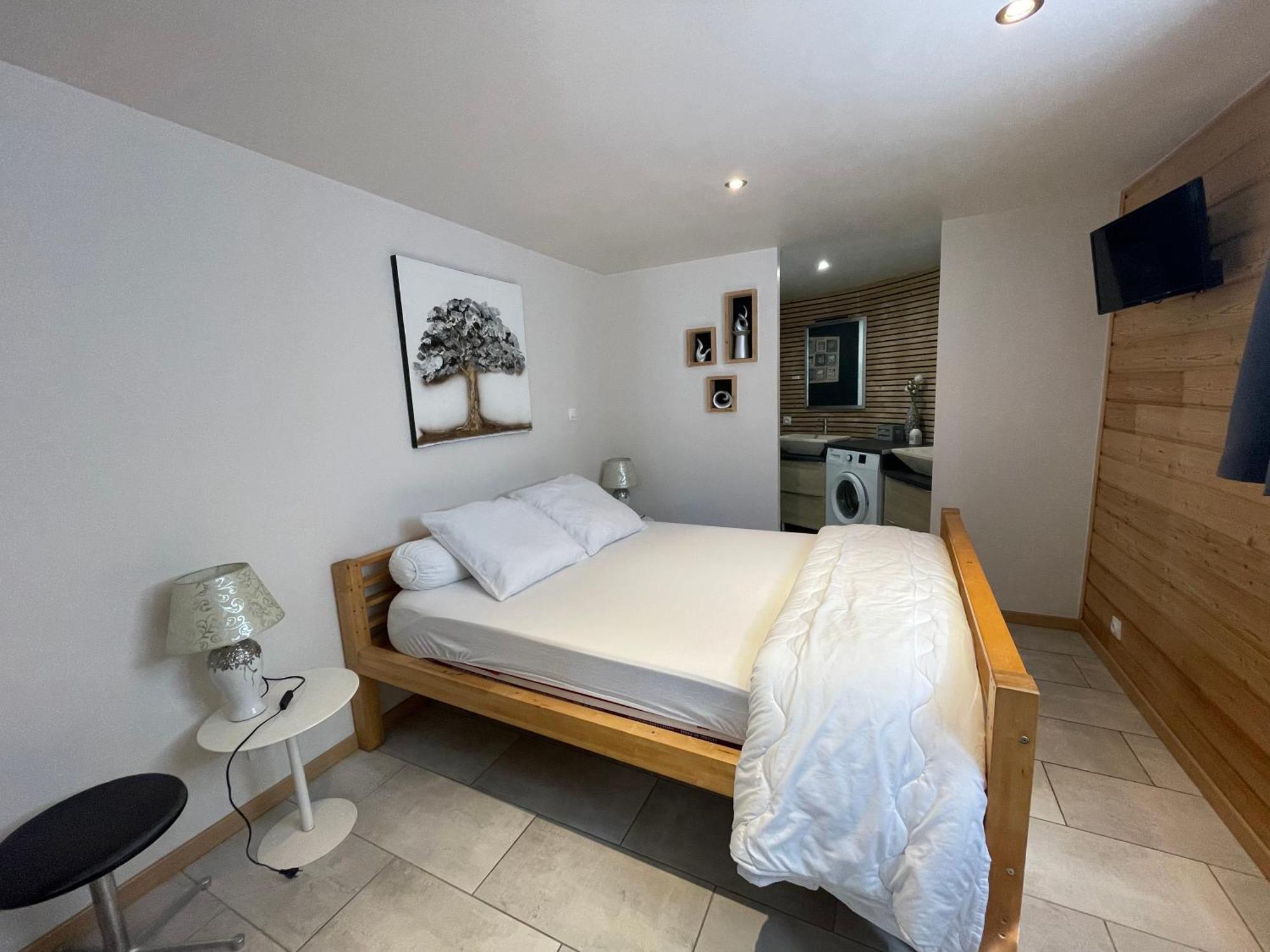 Les 3 Marguerites Appartement Luzenac Buitenkant foto